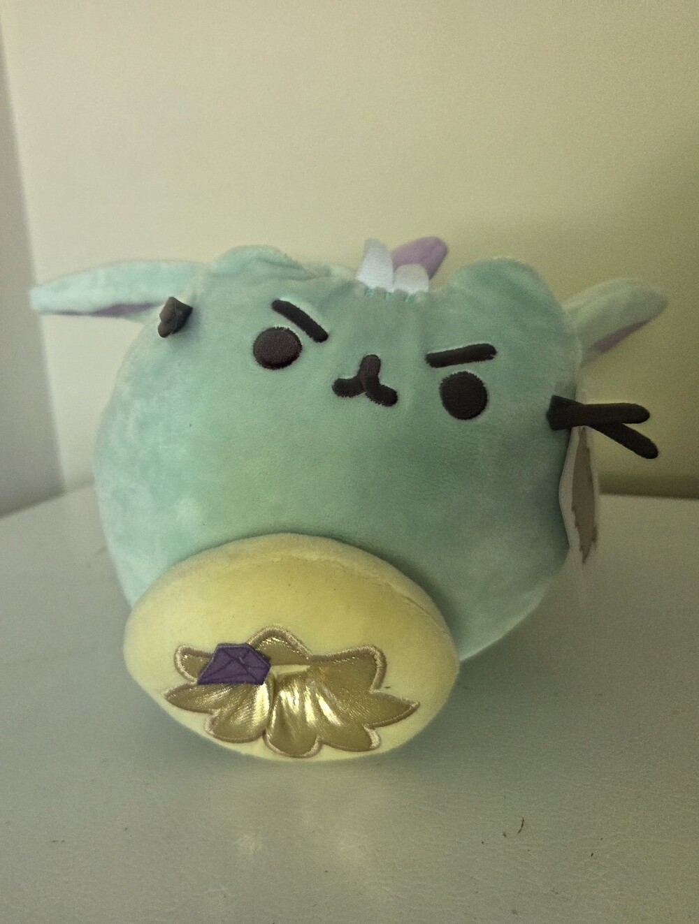 GUND Pusheen Dragonsheen Donut Log Plushed Stuffed Animal Cat